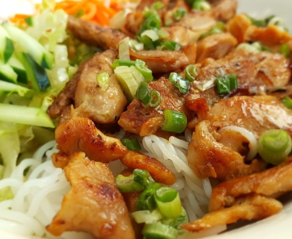 V2. Bun Ga Nuong