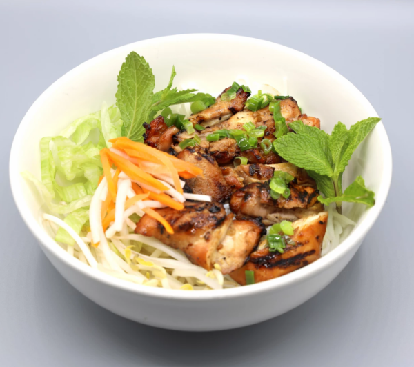 31. Bun Ga Nuong - Grilled Chicken Noodle