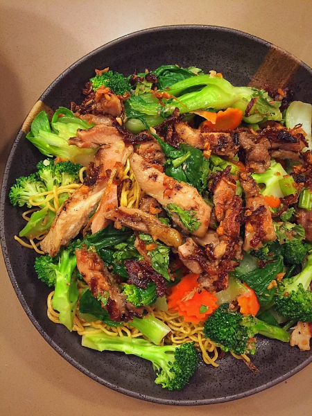 61. Stir-Fried Rice or Egg Noodles with Tofu, Pork, Chicken