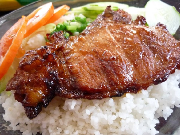 21.. Rice Plate With Marinated Grilled Sliced Pork
