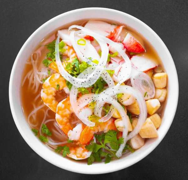 P16. Pho đo Bien