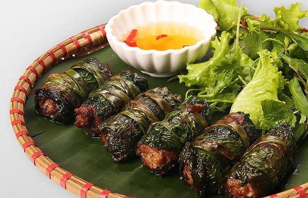 A5. Beef in Betel Leaves / Bo Cuon La Lot (2 Rolls)