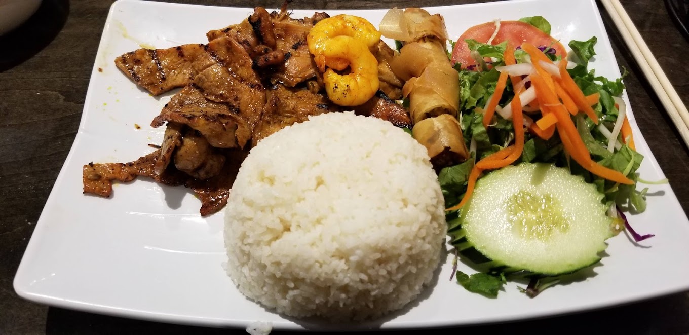 C 01. House Special Combo Broken Rice Dish / Com Tam Dac Biet