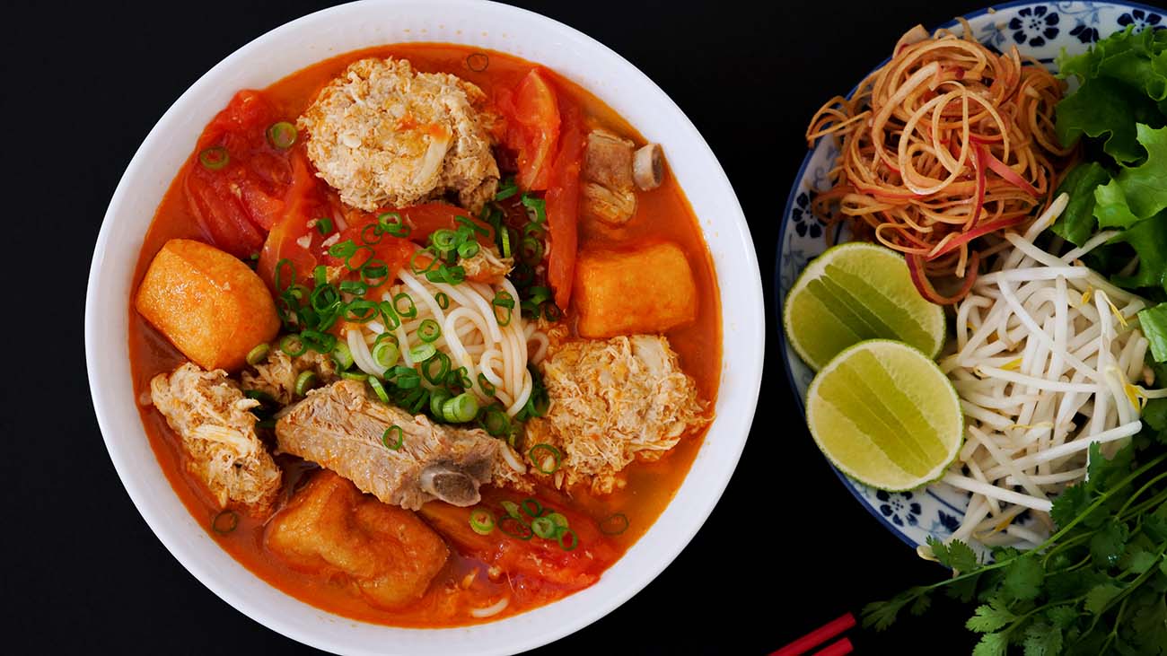 B5. Bun Rieu