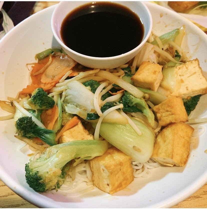 V2. Vermi Delight - Bun Xao Chay