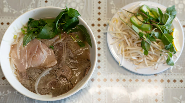 P6. Pho Chin, Bo Vien -Brisket, Meatball