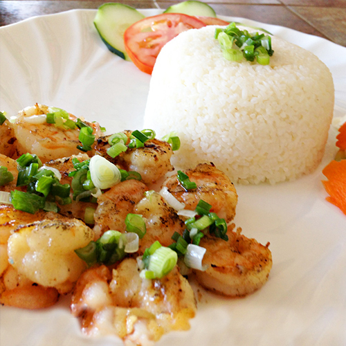 C4.. Com Tom Nuong/Steam Rice served with grilled shrimp