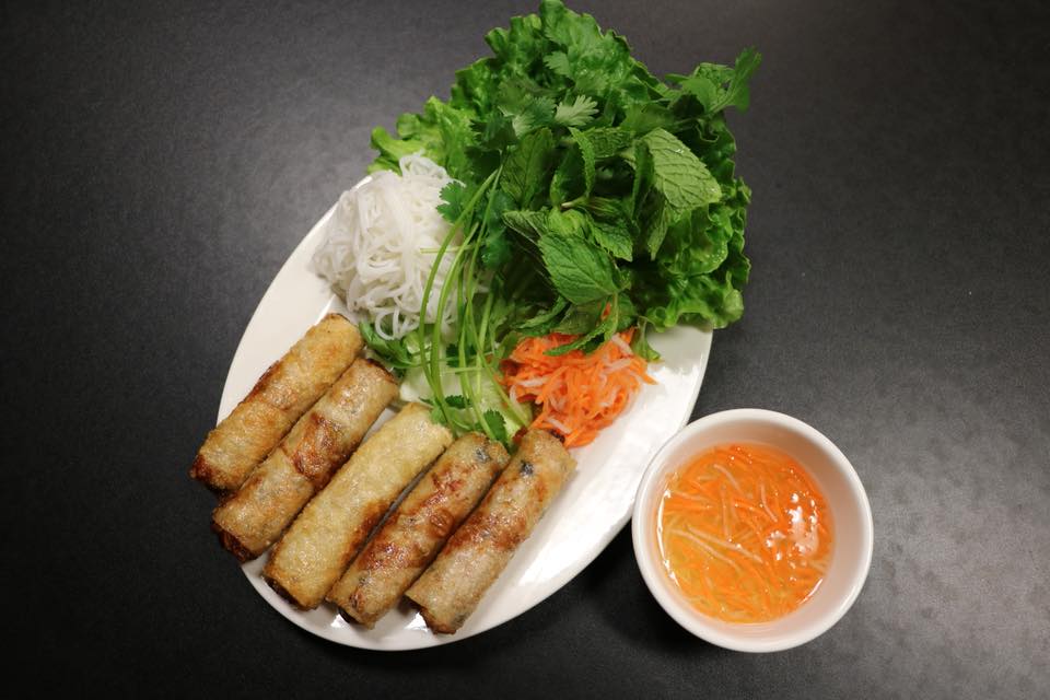 B12. Vermicelli Crispy Egg Rolls