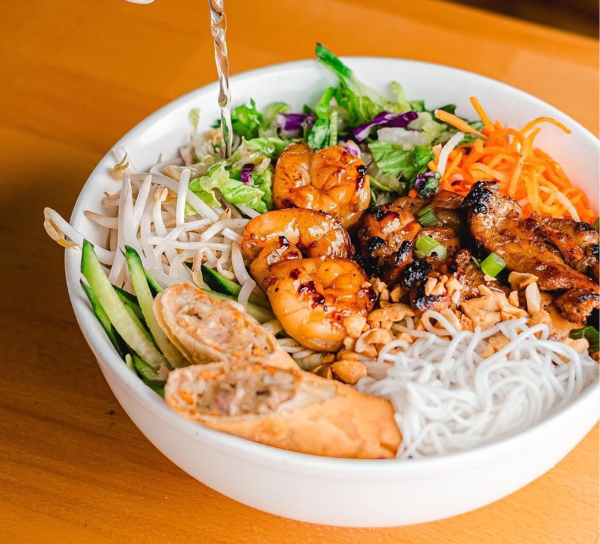 B7. Grilled Prawns, Beef & Egg Roll Vermicelli