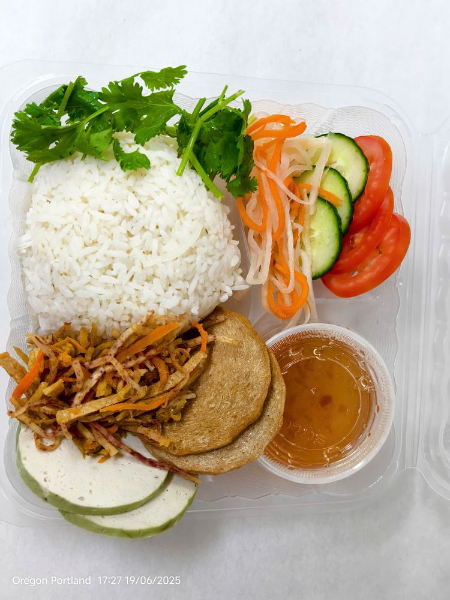 R2. . Vegan Shredded Pork Rice Plate (Shredded Pork, Pork Roll, Tofu)
