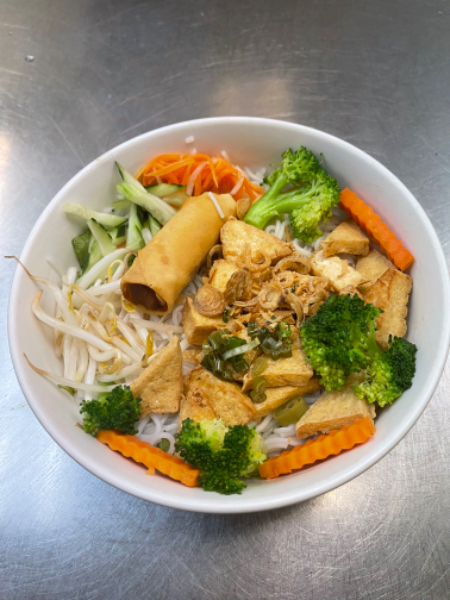 B7. Fried Tofu and Noodles or Veggie eggroll