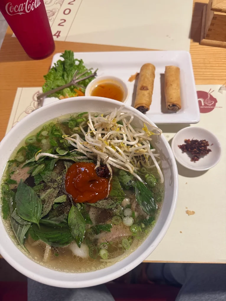 1. Pho Dac Biet (House Special Combo)