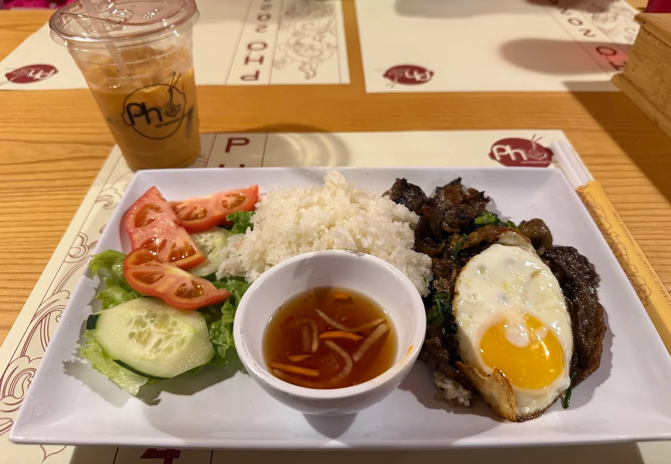 SUCCULENT & FRESH FOOD