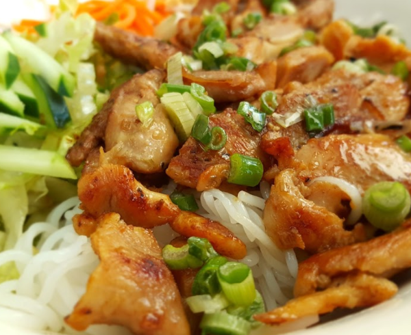 Grilled Chicken Rice Vermicelli