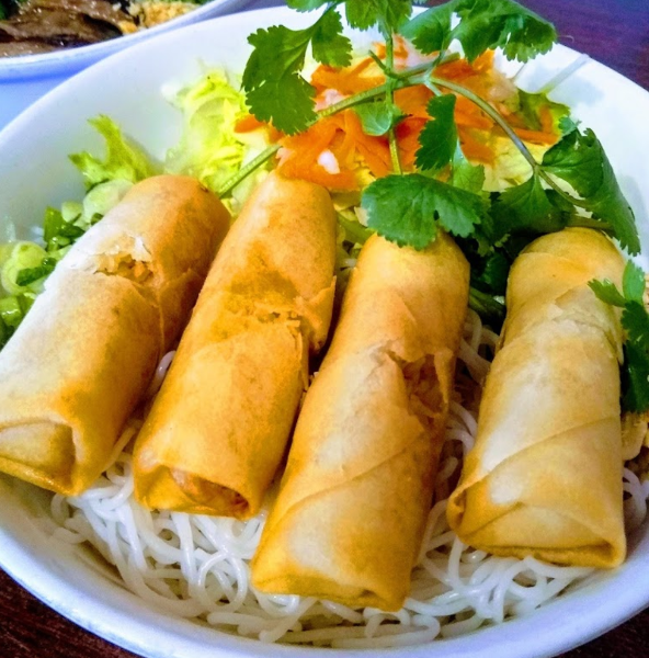 Egg Rolls Rice Vermicelli